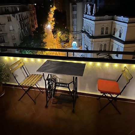 Bright & Spacious Home In Buda Budapest Exterior photo